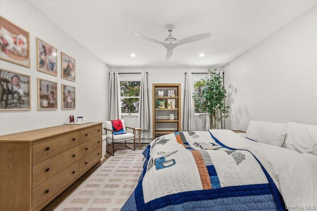 1662 Park Avenue, New Hyde Park, NY 11040