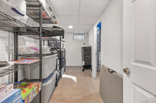 1662 Park Avenue, New Hyde Park, NY 11040