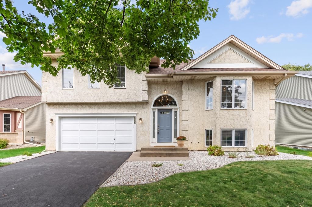 8632 Seasons Court, Woodbury, MN 55125 — exterior