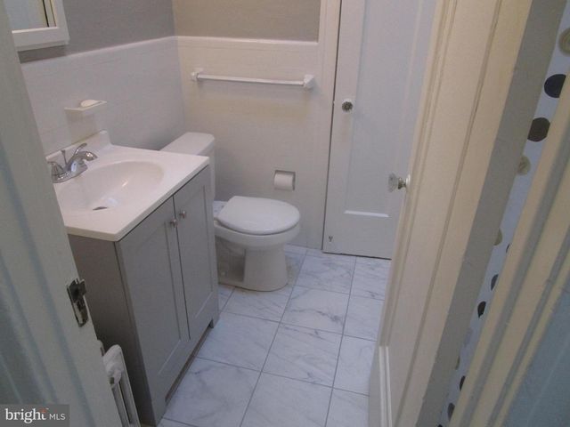 7262 CALVIN RD, Upper Darby, PA 19082