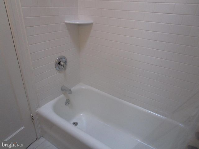 7262 CALVIN RD, Upper Darby, PA 19082