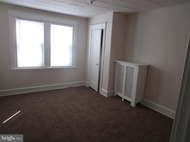 7262 CALVIN RD, Upper Darby, PA 19082