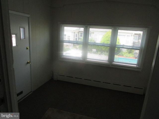 7262 CALVIN RD, Upper Darby, PA 19082