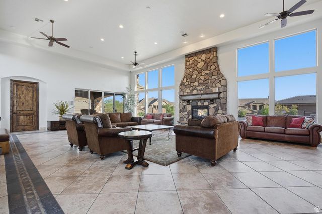 1951 N AUGUSTA CT, Washington, UT 84780