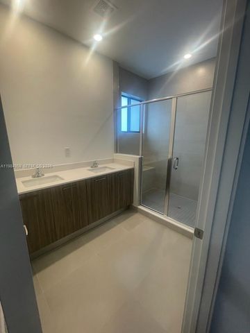 13637 SW 157th Pl, Miami, FL 33196