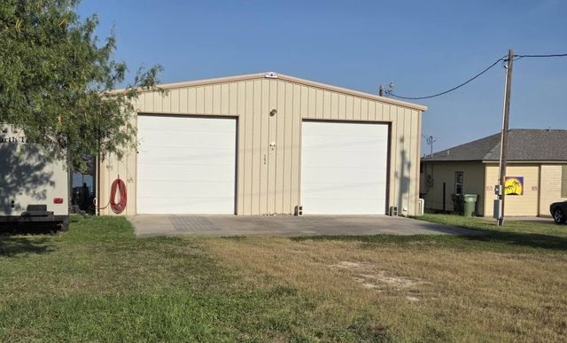 394 Bayside Estates, Riviera, TX 78379