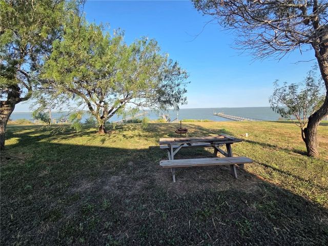 394 Bayside Estates, Riviera, TX 78379