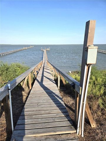 394 Bayside Estates, Riviera, TX 78379