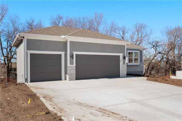 25409 W 149th Terrace, Olathe, KS 66061