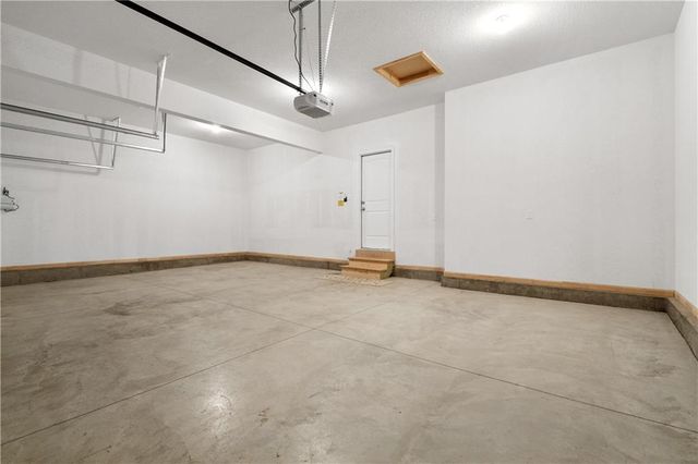 25409 W 149th Terrace, Olathe, KS 66061