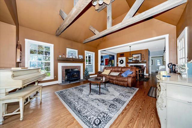 5840 CATHOLIC CHURCH RD, Jefferson, MD 21755
