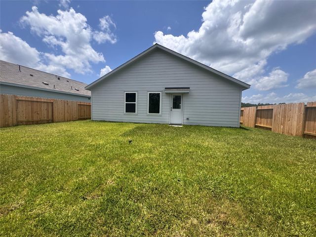 25668 Rose Creek Drive, Cleveland, TX 77328