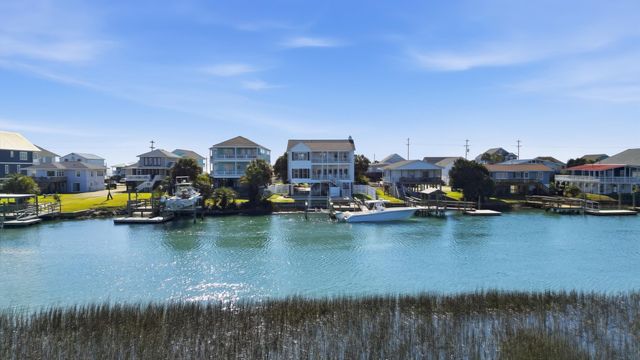 902 S Waccamaw Dr., Garden City Beach, SC 29576