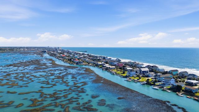 902 S Waccamaw Dr., Garden City Beach, SC 29576