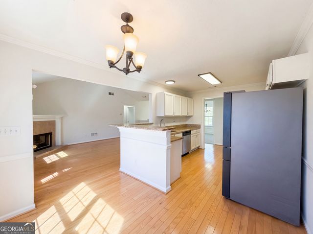 3853 White Pine Road, Snellville, GA 30039