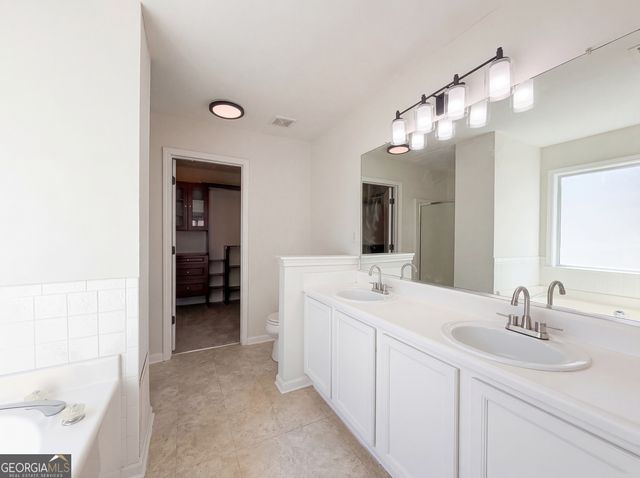 3853 White Pine Road, Snellville, GA 30039