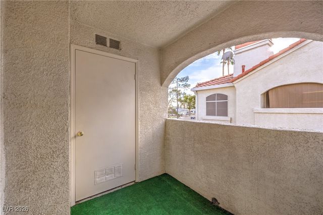 4304 West Lake Mead Boulevard 201, Las Vegas, NV 89108