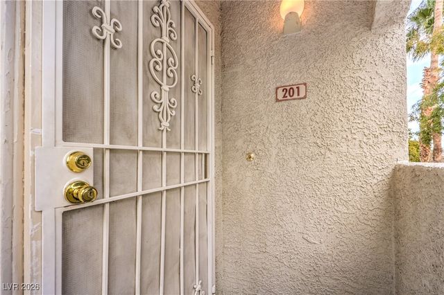 4304 West Lake Mead Boulevard 201, Las Vegas, NV 89108