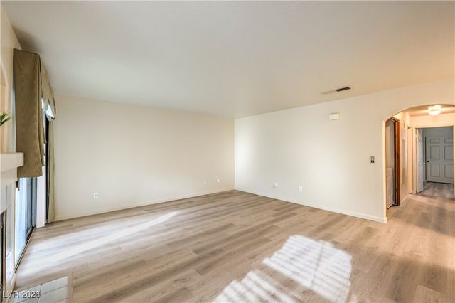 4304 West Lake Mead Boulevard 201, Las Vegas, NV 89108