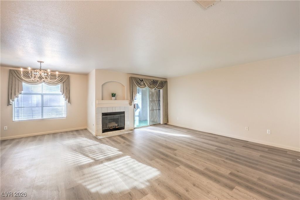 4304 West Lake Mead Boulevard 201, Las Vegas, NV 89108