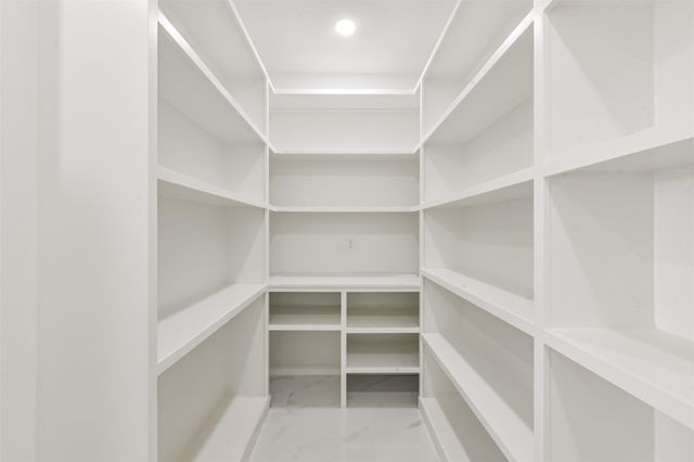 2315 Bending Spring Drive, Pearland, TX 77584