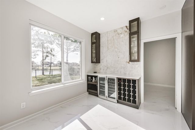 2315 Bending Spring Drive, Pearland, TX 77584