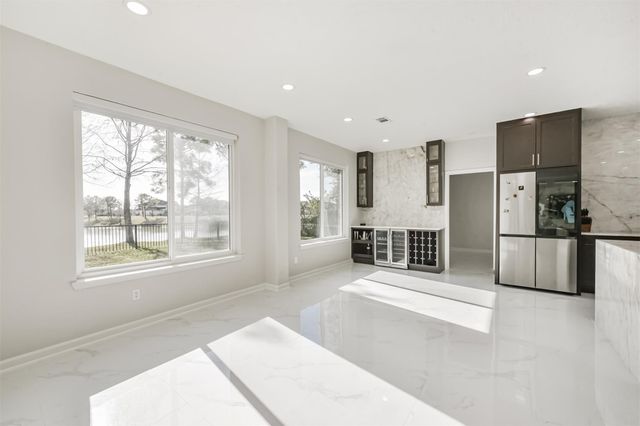 2315 Bending Spring Drive, Pearland, TX 77584