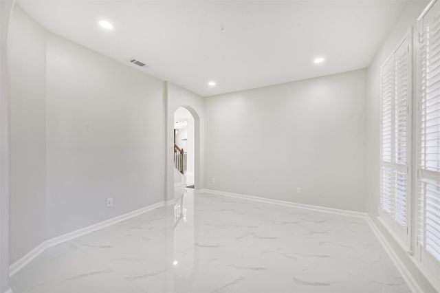 2315 Bending Spring Drive, Pearland, TX 77584