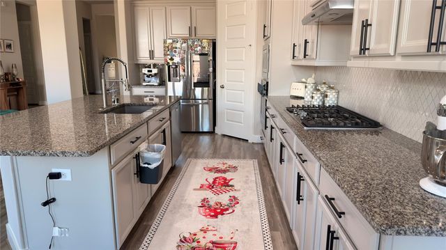 23018 Pearl Glen Drive, Richmond, TX 77469