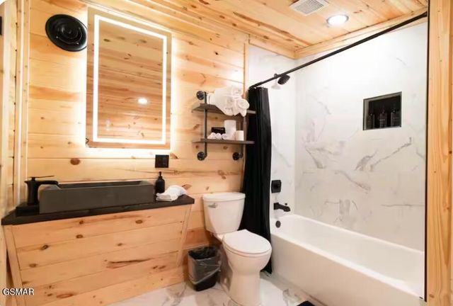 1339 Old Knoxville Highway, Sevierville, TN 37876