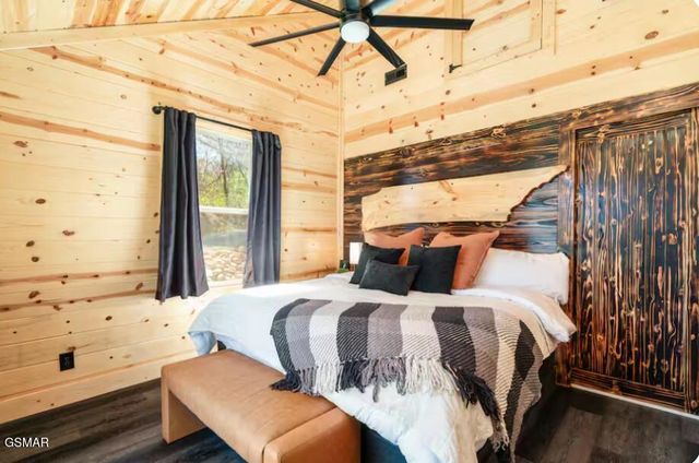 1339 Old Knoxville Highway, Sevierville, TN 37876