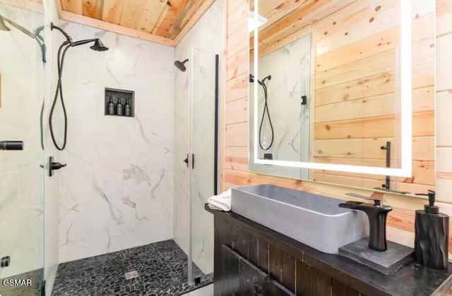 1339 Old Knoxville Highway, Sevierville, TN 37876