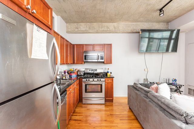 1620 S Michigan Avenue 820, Chicago, IL 60616