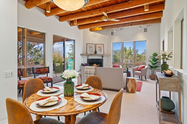 1 Sabroso Place, Santa Fe, NM 87508