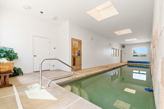 1 Sabroso Place, Santa Fe, NM 87508
