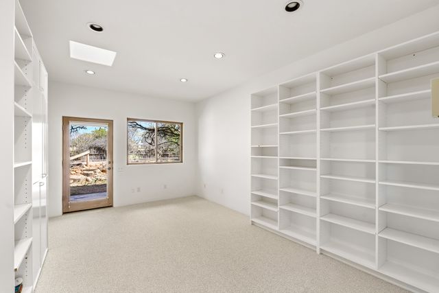 1 Sabroso Place, Santa Fe, NM 87508