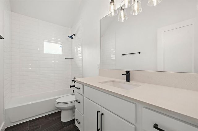 4602 Mount Vernon DR B, Austin, TX 78745