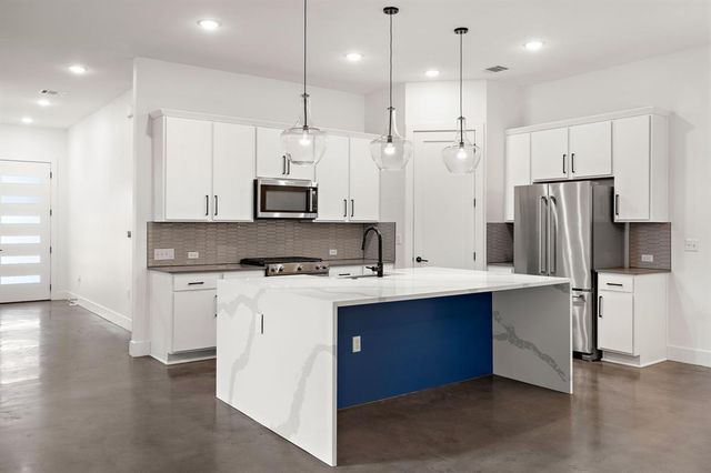 4602 Mount Vernon DR B, Austin, TX 78745