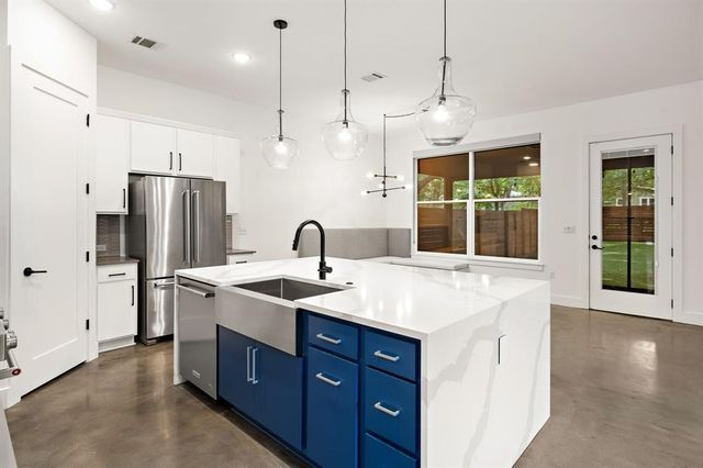 4602 Mount Vernon DR B, Austin, TX 78745