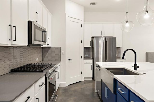 4602 Mount Vernon DR B, Austin, TX 78745