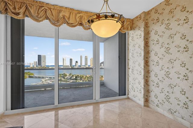 7000 Island Blvd 1604, Aventura, FL 33160