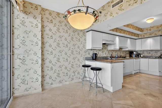 7000 Island Blvd 1604, Aventura, FL 33160