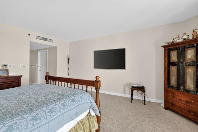 7000 Island Blvd 1604, Aventura, FL 33160