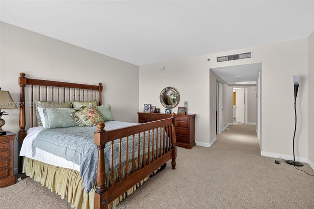 7000 Island Blvd 1604, Aventura, FL 33160