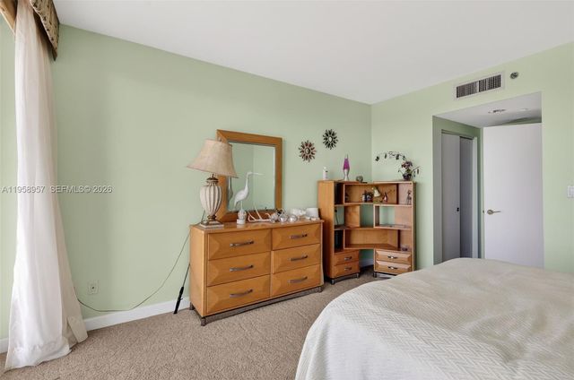 7000 Island Blvd 1604, Aventura, FL 33160