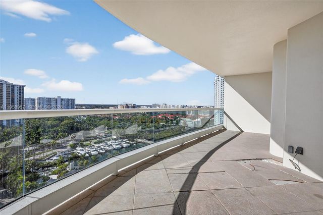 7000 Island Blvd 1604, Aventura, FL 33160