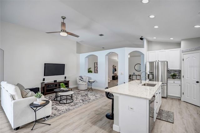 809 ADDISON DRIVE NE, St Petersburg, FL 33716