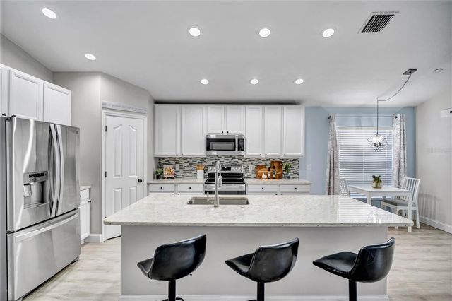809 ADDISON DRIVE NE, St Petersburg, FL 33716