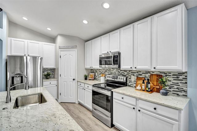 809 ADDISON DRIVE NE, St Petersburg, FL 33716