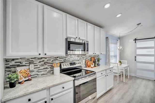 809 ADDISON DRIVE NE, St Petersburg, FL 33716